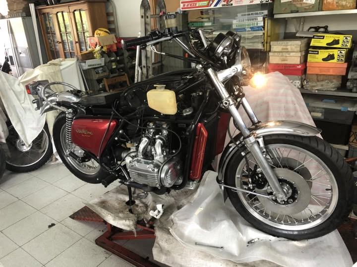 Chegada Honda CB750 four K2