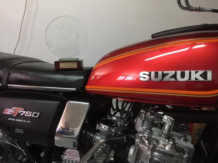 Deve ter um arranque essa 250